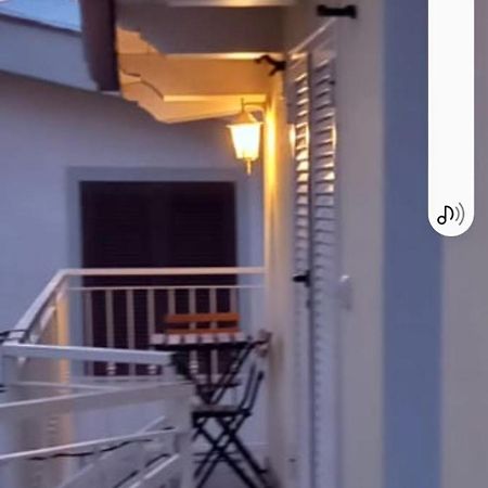 B&B A Casa Di Antonella Скаурі Екстер'єр фото