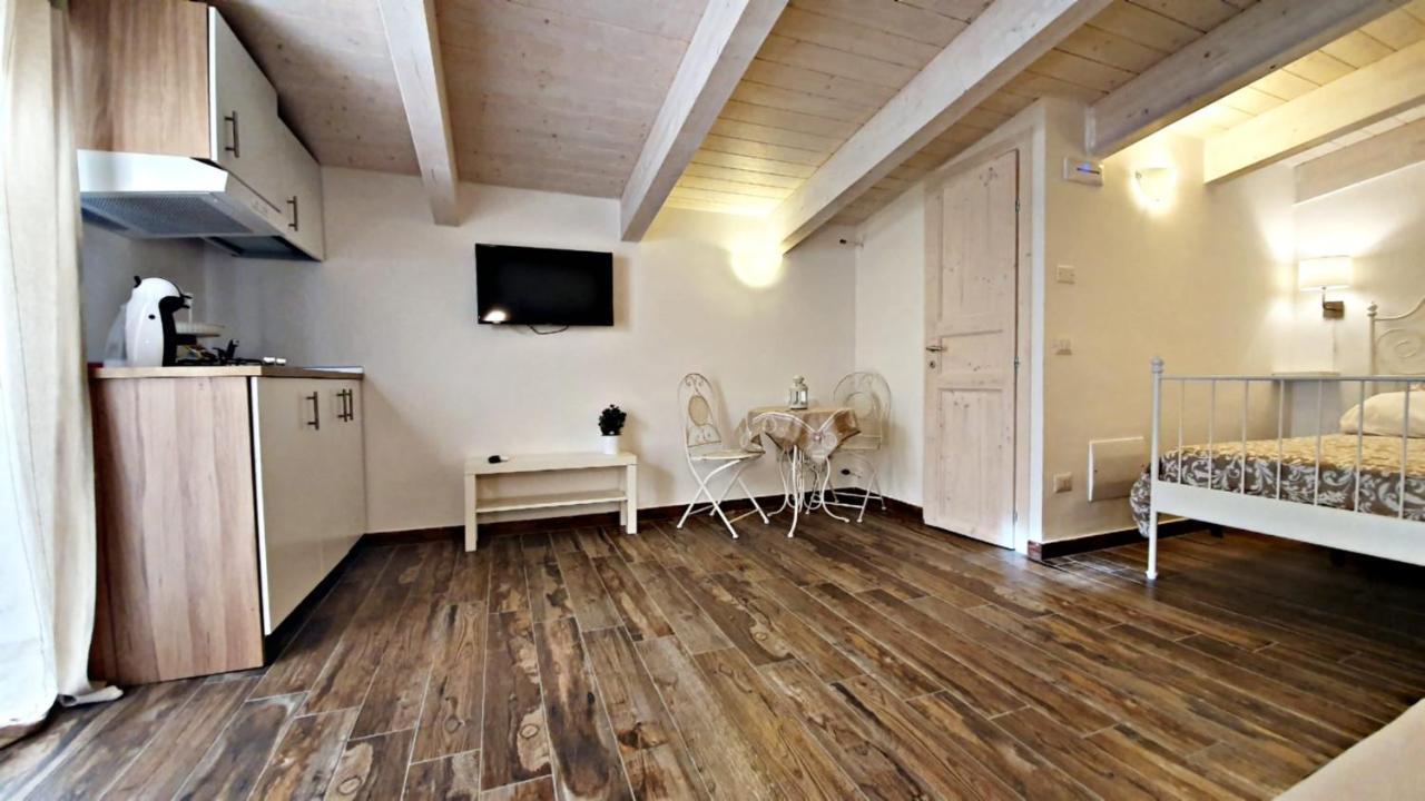 B&B A Casa Di Antonella Скаурі Екстер'єр фото